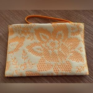 Rothy’s Essential Pouch in Yellow Jardin - excellent condition